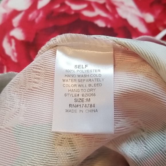 "Joie de Vivre" 💐 Floral Skirt & Crop Top Set - Picture 7 of 8